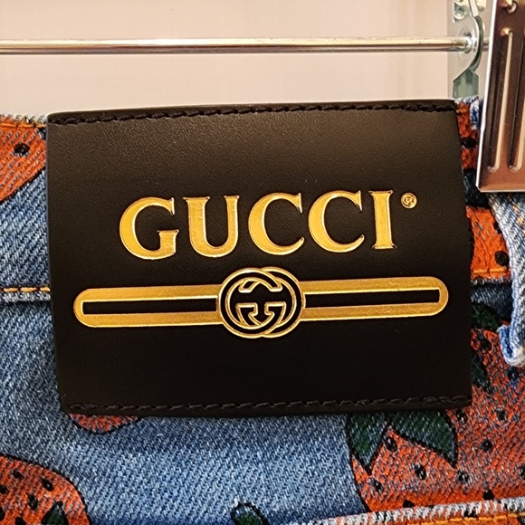 NWT Authentic Gucci Jeans w/ Strawberry Print - Picture 9 of 12